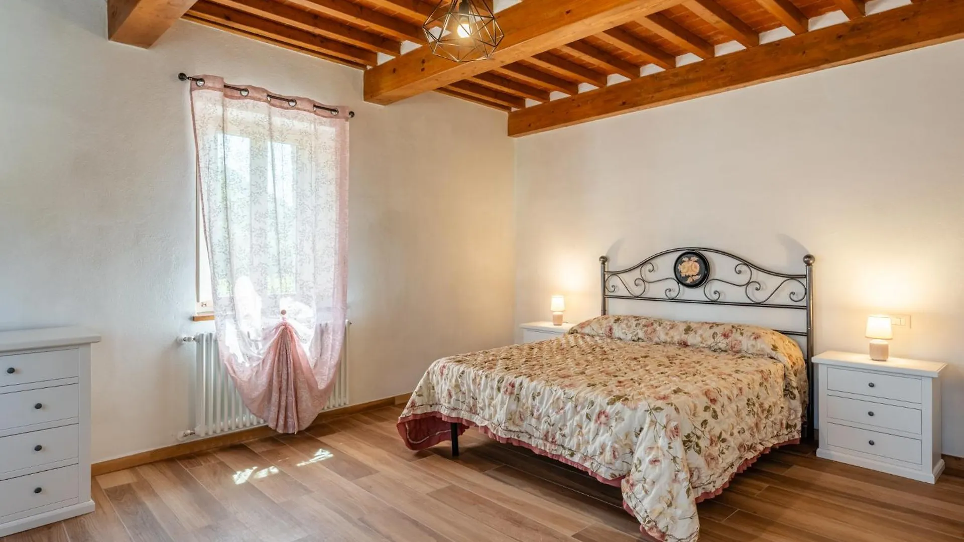 Holiday home Casa Vacanze Legnana Borgo a Mozzano
