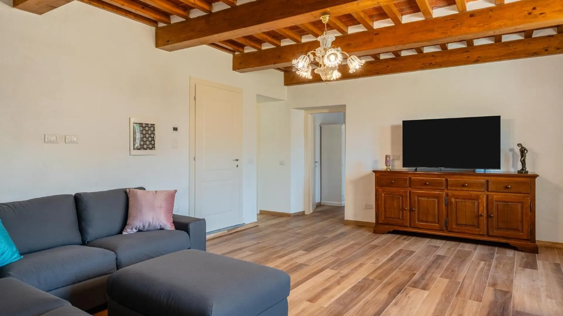 Holiday home Casa Vacanze Legnana Borgo a Mozzano